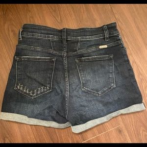 Size 29 KanCan stretch shorts. GUC.